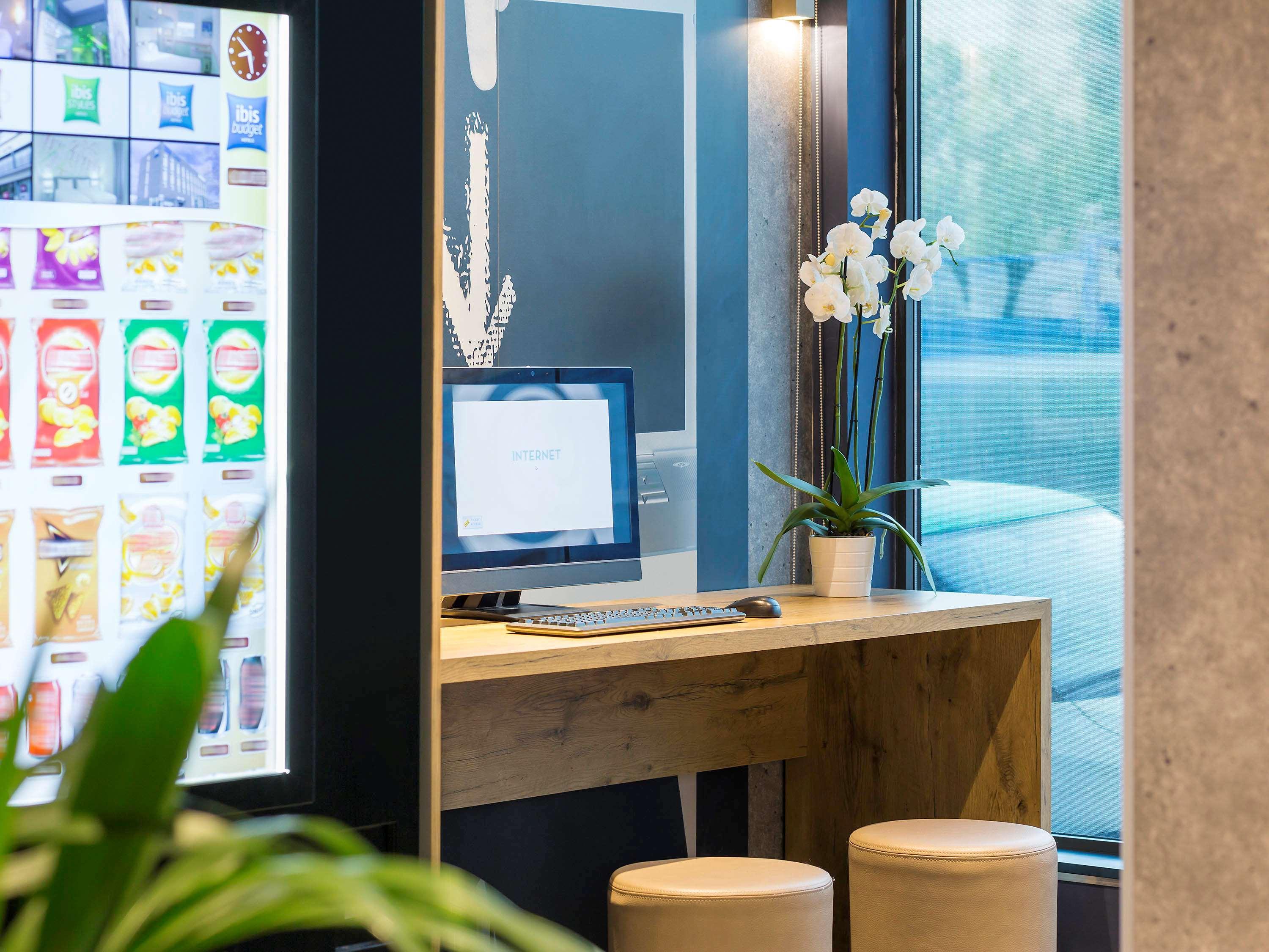 Ibis Budget Madrid Calle 30 エクステリア 写真
